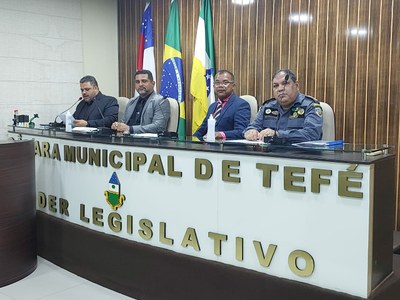 Comandante do 3 BPM na Câmara Municipal