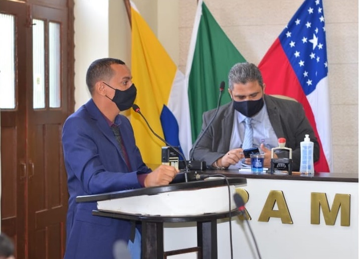 Vereador Fábio Araújo requer a manutenção da Rua 15 de Junho, Bairro Juruá.