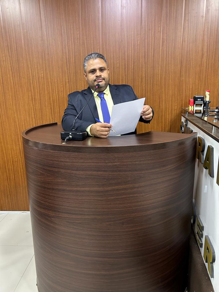 Vereador Missionário Daniel requer manutenção urgente da Rua Barão do Rio Branco.